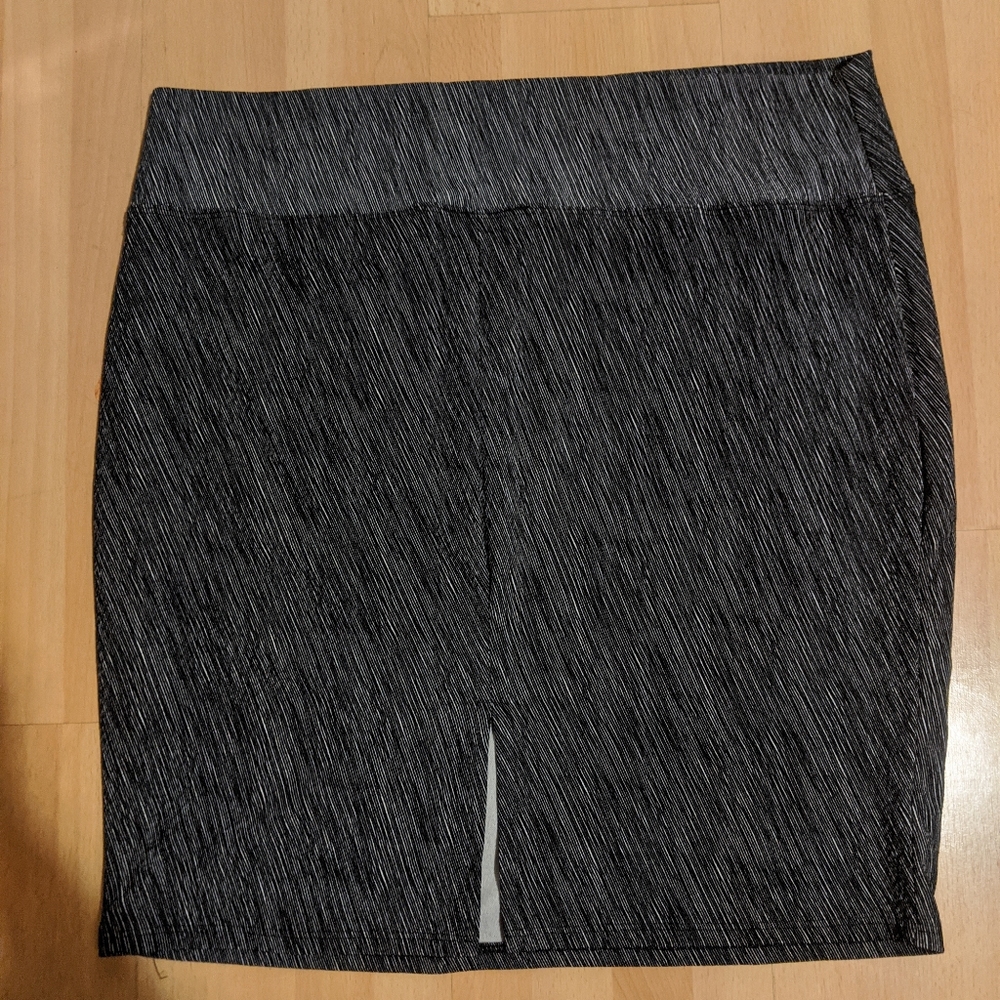 Hybrid & Co Plus Size Pencil Skirt - 3X - Picture 4 of 10